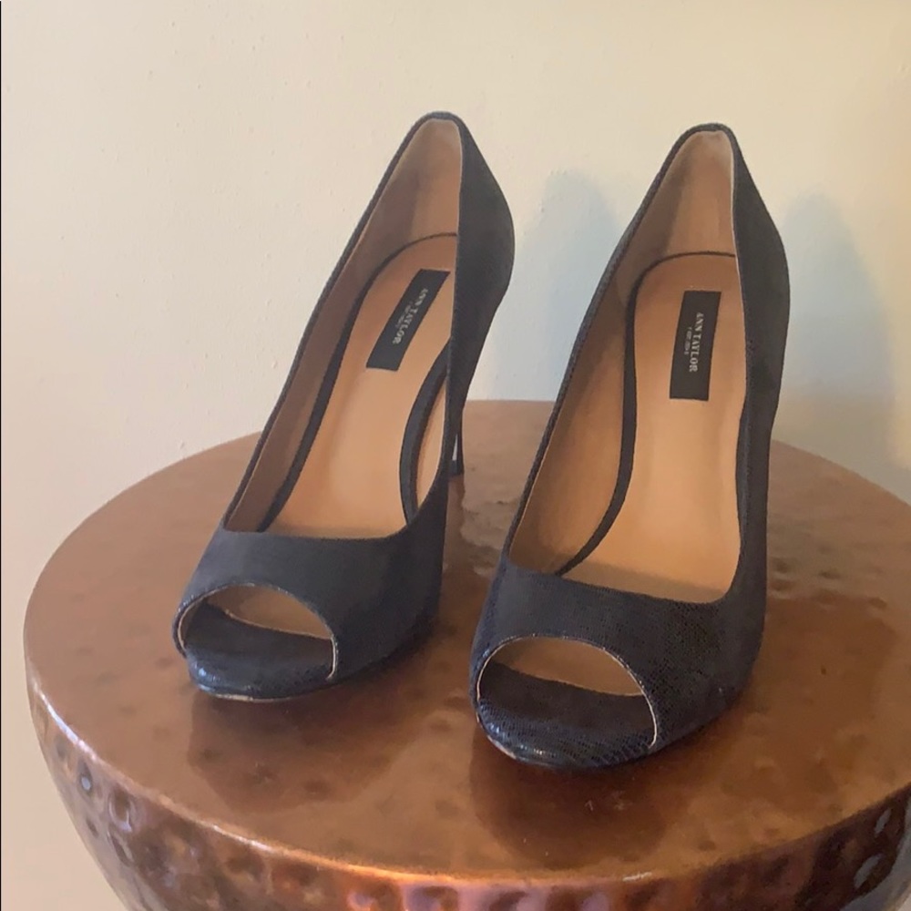 Navy Blue Ann Taylor Heels